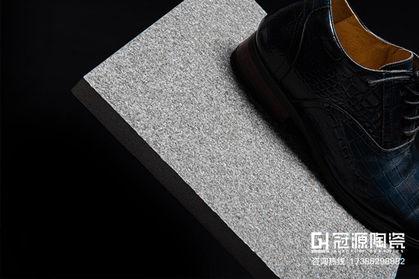 1645004913377330.jpg 防滑磚.jpg